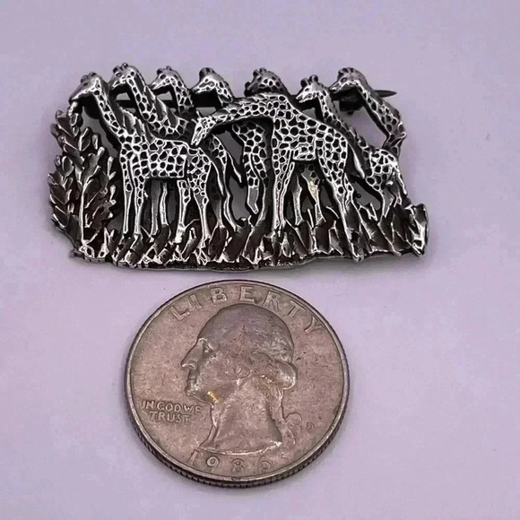 Heard of Giraffes Brooch .925  1 1/2”w - Picture 3 of 3